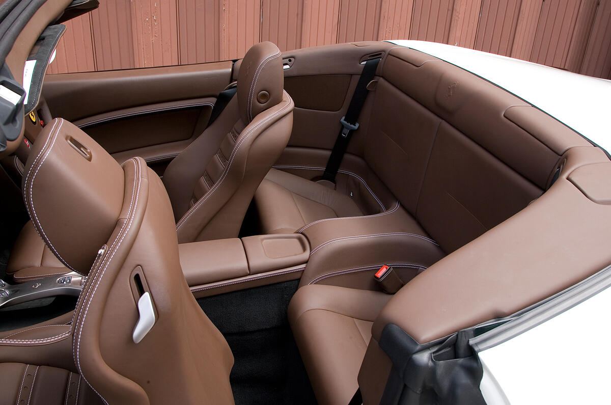 Ferrari California 2008,2014 interior